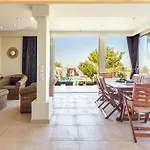 Istamnos Terra Villa Infinity - Shared Pool 2